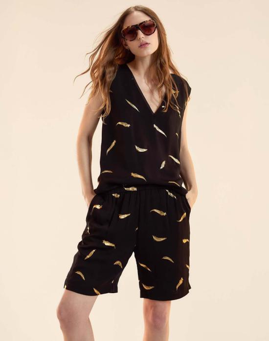  신시아 로리 숏팬츠 신시아 로울리 라이트 애즈 어 페더 반바지 블랙 - CYNTHIA ROWLEY