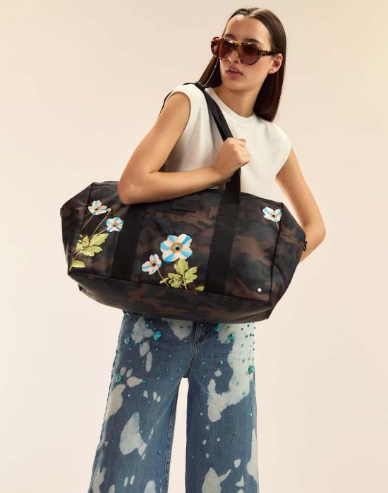  신시아 로리 캐리어 신시아 로울리 X 웰링턴 주립 위켄더 - CYNTHIA ROWLEY