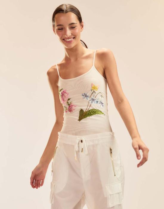  신시아 로리 블라우스 신시아 로울리 야생화 자수 쉘 탑 화이트 - CYNTHIA ROWLEY