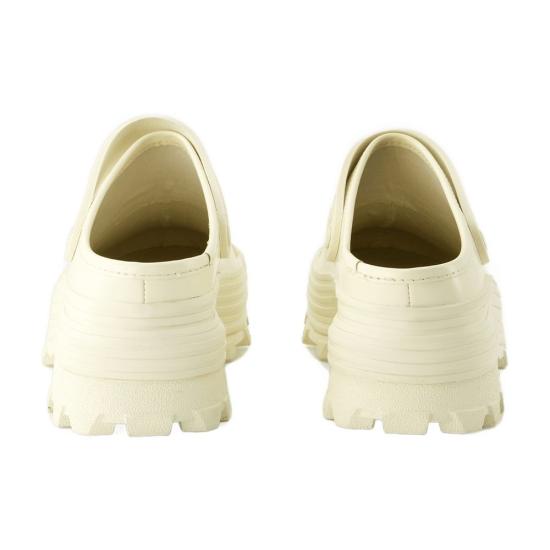 25SS 캠퍼 플랫 슈즈 A500006 010 white - CAMPER