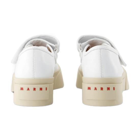 26SS 마르니 플랫 슈즈 SNZW003120 P7226 00W01 white - MARNI