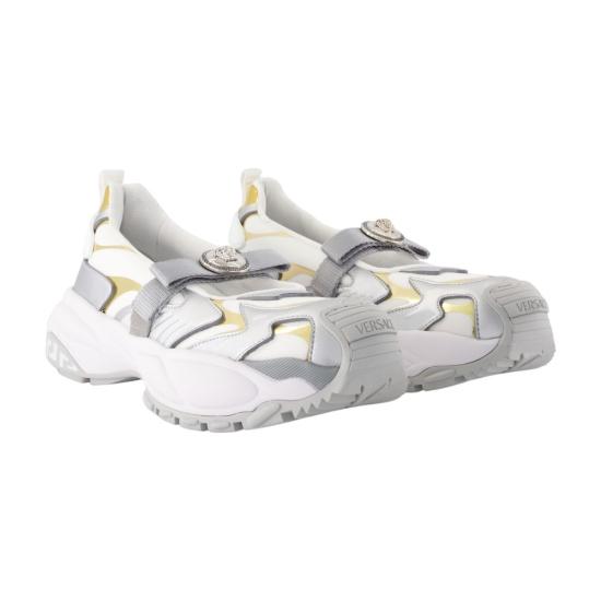 25FW 베르사체 플랫 슈즈 1019275 1A13877 6W690 white - VERSACE