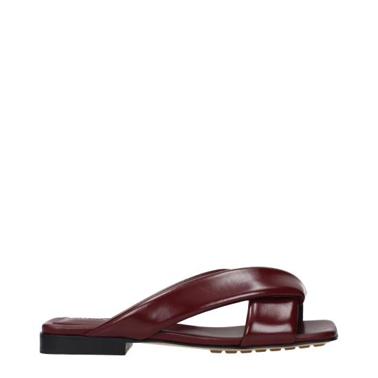 26SS 보테가베네타 뮬/슬리퍼 827569V3H902240