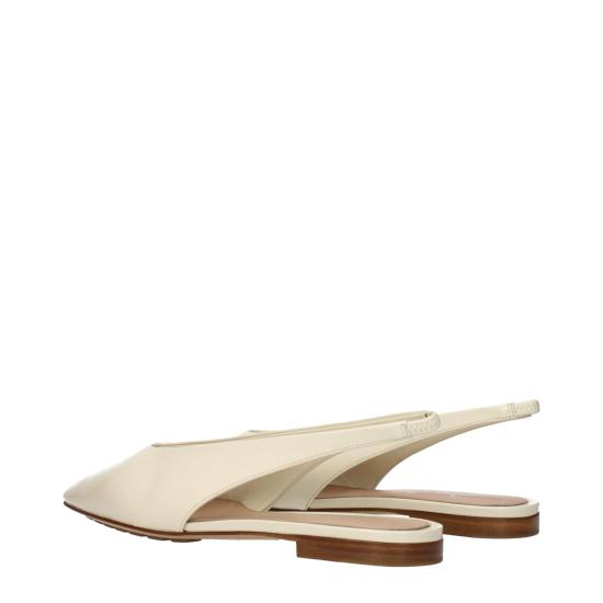 26SS 보테가베네타 샌들 827702V3H909031 - BOTTEGA VENETA