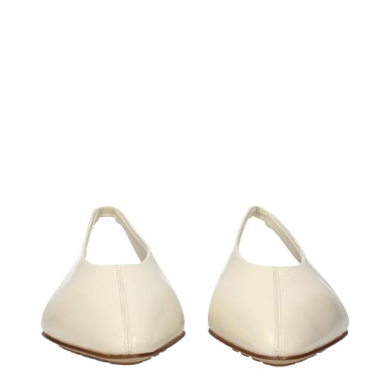 26SS 보테가베네타 샌들 827702V3H909031 - BOTTEGA VENETA