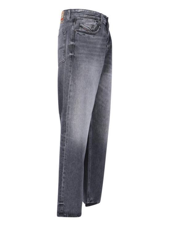 25FW 디젤 2001 D 매크로 릴렉스 핏 데님 팬츠 A11598 007AW02 Grey - DIESEL