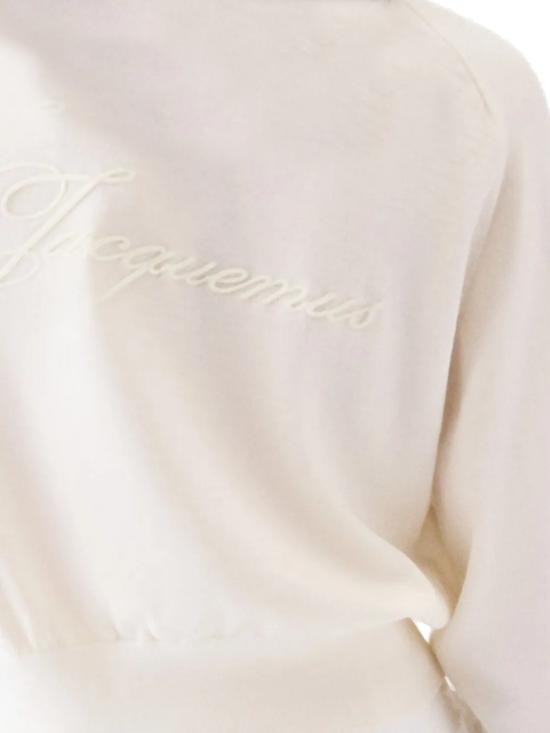 25FW 자크뮈스 스웨터 SWW00632AK00299 110 Beige - JACQUEMUS