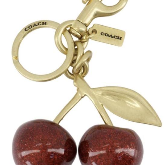 26SS 코치 체리 백 참 77840 B4P1Y red - COACH