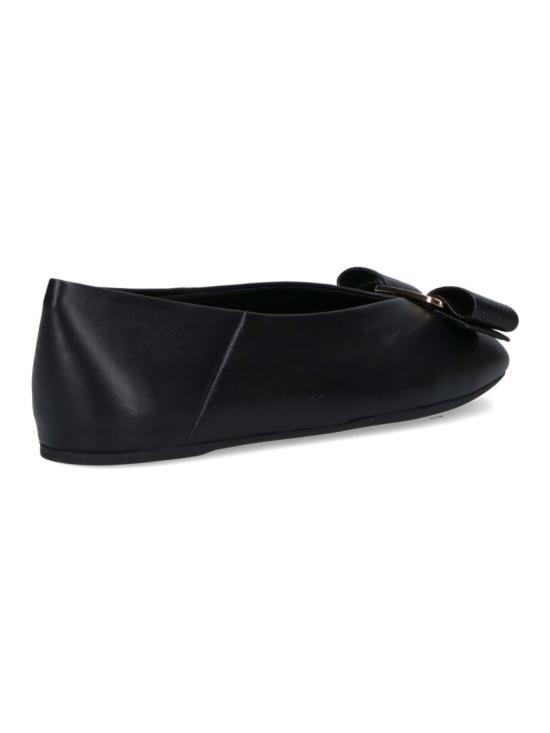 25FW 살바토레 페라가모 플랫 슈즈 782883001 Black - SALVATORE FERRAGAMO