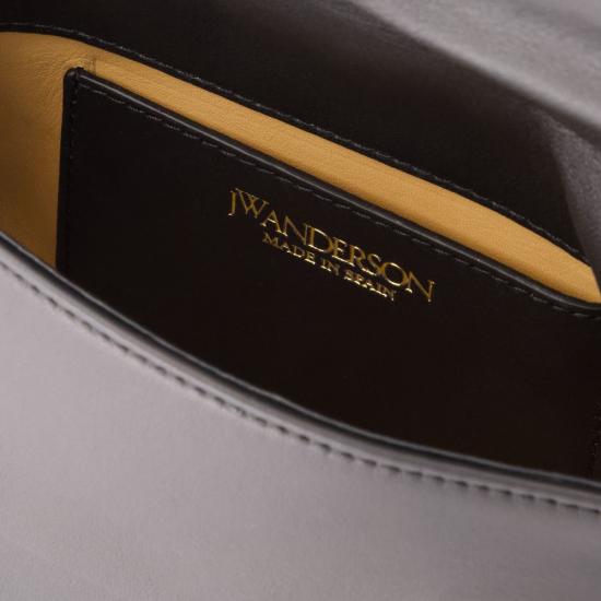 25SS JW앤더슨 크로스백 HB0643LA0088999 BLACK - JW ANDERSON