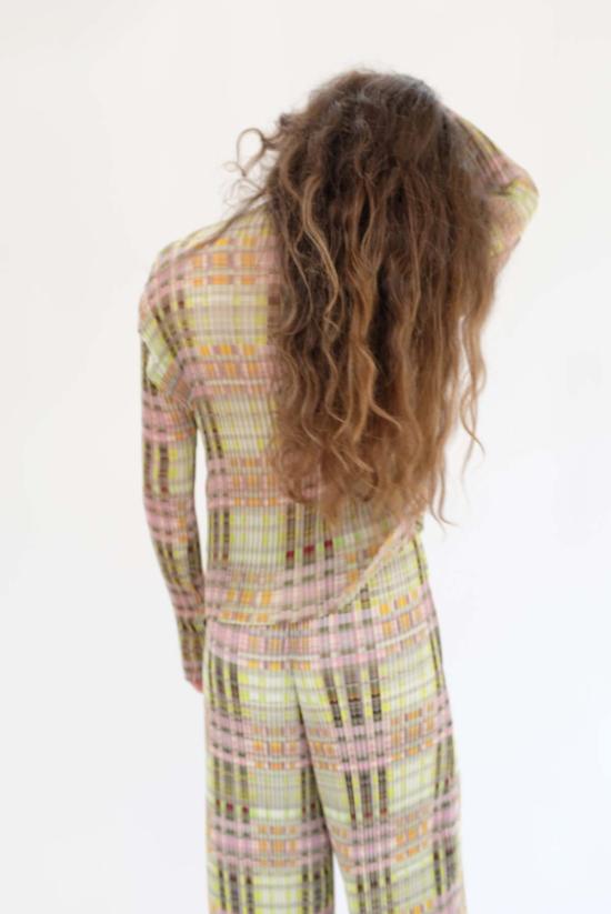  줄리아 호이어 반팔 티셔츠 리 탑 라도미르 - JULIA HEUER