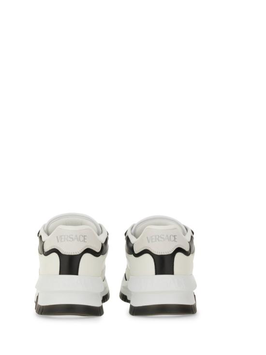 25FW 베르사체 스니커즈 1015437 1A109252B02P BLACK - VERSACE