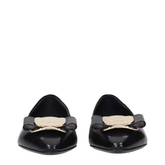 25SS 살바토레 페라가모 플랫 슈즈 ZEA0768694 - SALVATORE FERRAGAMO