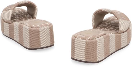 25SS 펜디 샌들 8R8515ASB5 F1STE Grey - FENDI