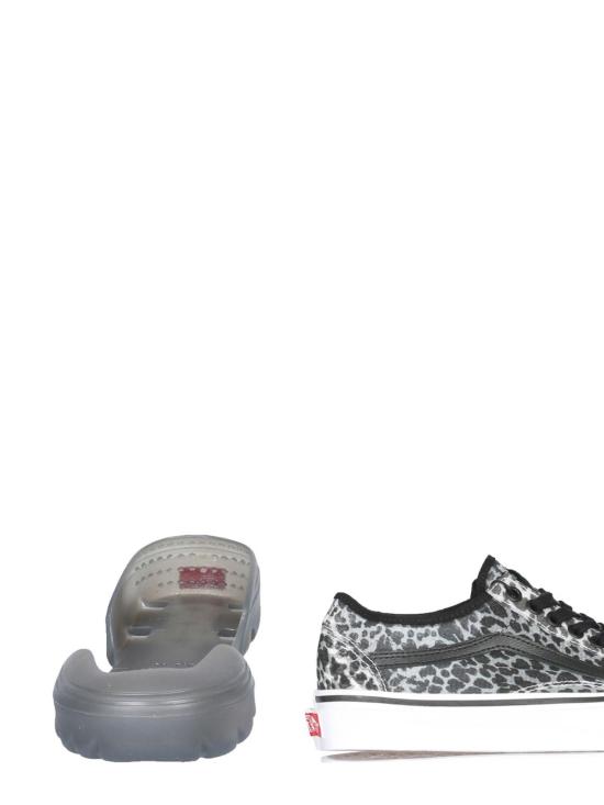  반스 스니커즈 VN0A7Q5VWAXK1 Black - VANS