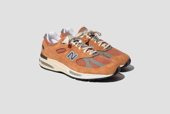 25FW 뉴발란스 991 스니커즈 U991OV2 D