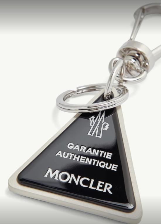 25FW 몽클레어 키링 K209A6F00004M4279 999 BLACK - MONCLER