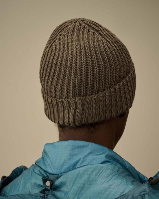  씨피 컴퍼니 비니 C.P. 컴퍼니 엑스트라파인 메리노 울 고글 비니 - C.P. COMPANY