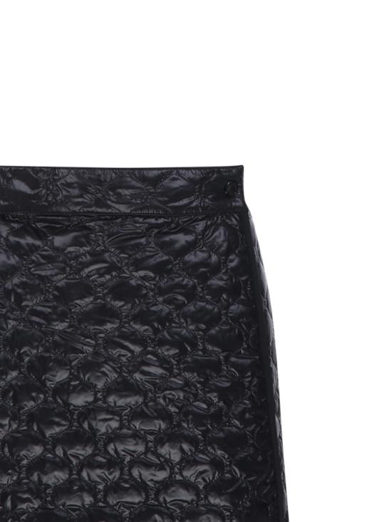 25FW 몽클레어 스퀘어 퀼티드 미니 랩 스커트 2D00036 597YG 999 BLACK - MONCLER