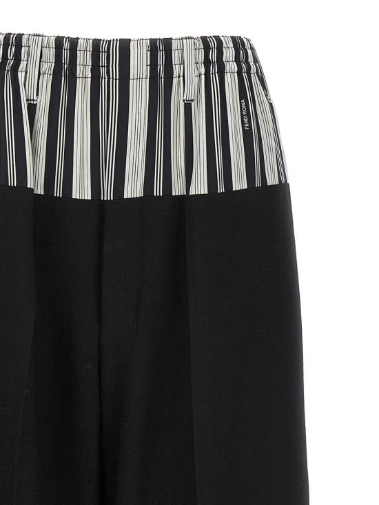  펜디 숏팬츠 FR6535AWZBF0GME Black - FENDI