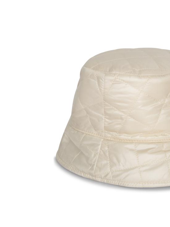26FW 몽클레어 다이아몬드 퀼티드 패딩 버킷햇 3B00027 788RA 20N White - MONCLER