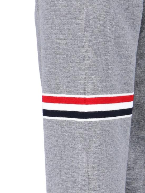 25SS 톰브라운 스웨터 MKC310A Y3007055 GREY - THOM BROWNE