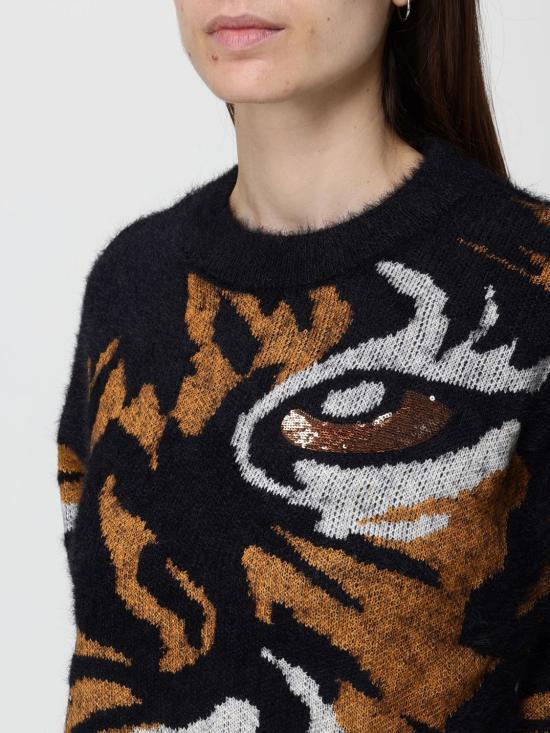 25FW 디케이엔와이 스웨터 P1HSB00Z 001 Black - DKNY