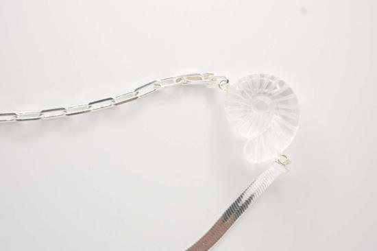  노미아 목걸이/팬던트 크리스탈 쉘 목걸이 메탈릭 - NOMIA