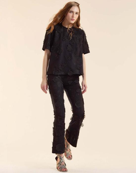  신시아 로리 블라우스 신시아 로울리 팝 플로럴 아플리케 탑 블랙 - CYNTHIA ROWLEY