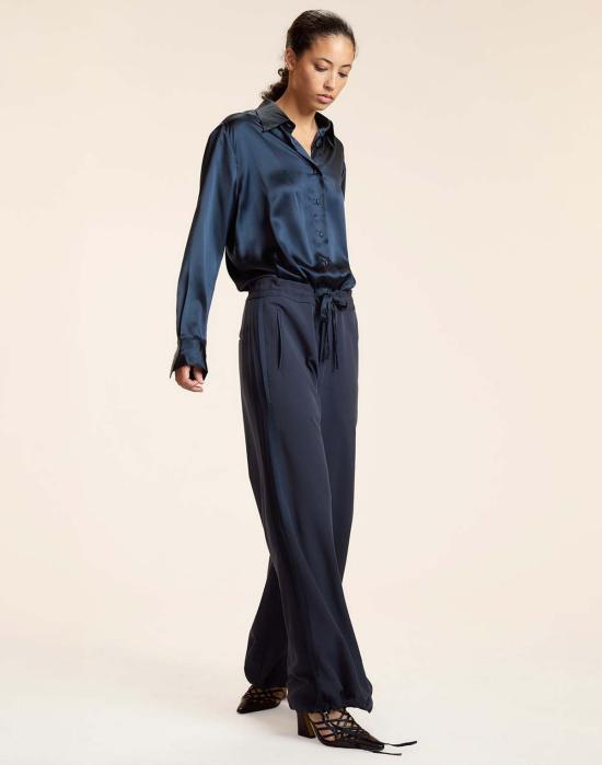  신시아 로리 셔츠 신시아 로울리 컬렉터블 실크 셔츠 네이비 - CYNTHIA ROWLEY