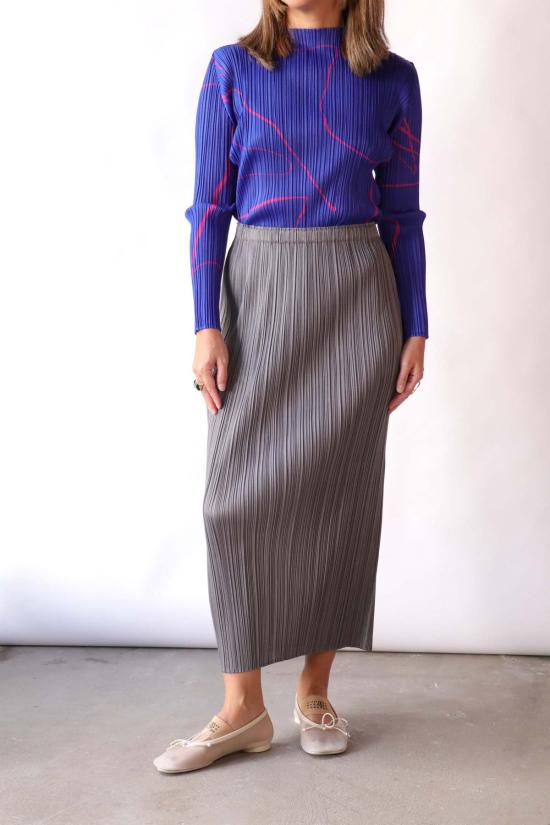  플리츠플리즈 블라우스 이세이 미야케의 플리츠 플리즈 포즈 탑