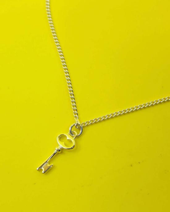  타카히로미야시타 더 솔로이스트 네크리스 . 실버 작은 열쇠 목걸이 - TAKAHIROMIYASHITA THE SOLOIST.