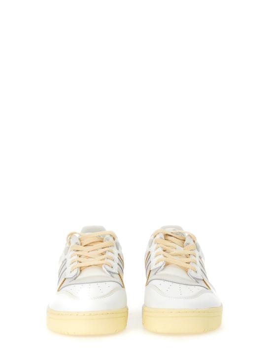  아디다스 스니커즈 GZ2556 FTWWHT GRETWO WHITE - ADIDAS