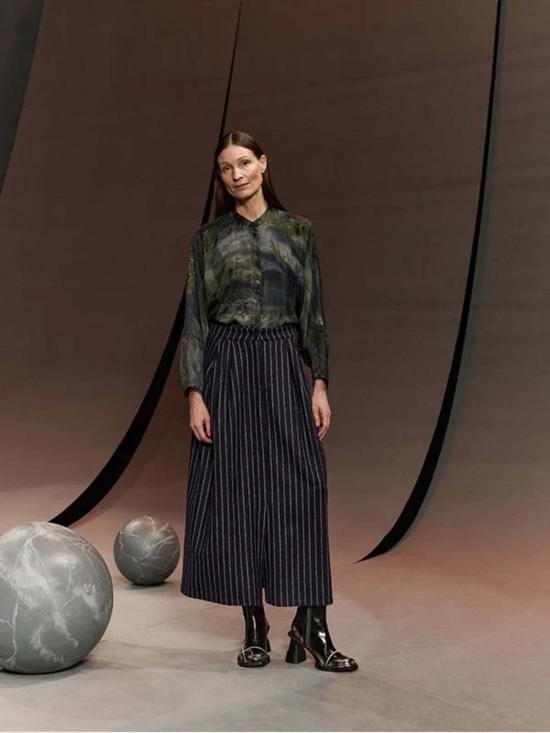  헨릭 빕스코브 롱 스커트 Henrik Vibskov 원  핀스트라이프