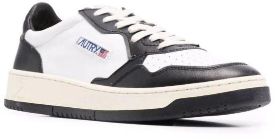 25FW 오트리 메달리스트 로우 스니커즈 AULMWB01 WHITE - AUTRY