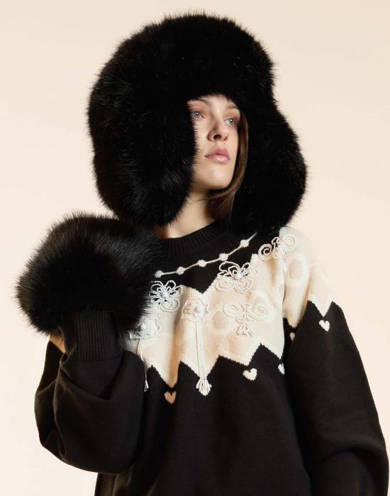  신시아 로리 이어플랩 캡 스노우 버니 트래퍼