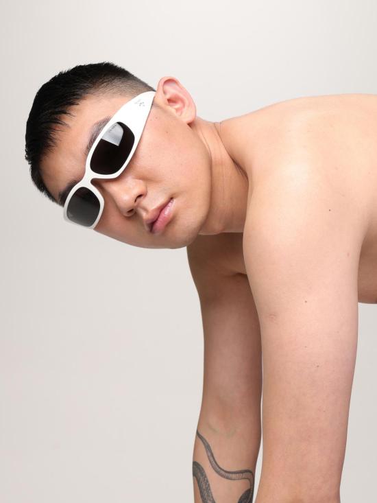 26SS 프라다 선글라스 0PRA19S 1425S0 White - PRADA