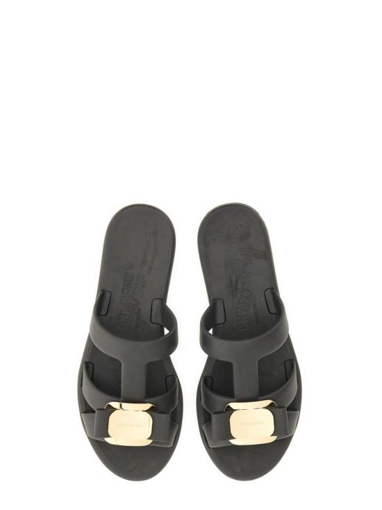 26SS 살바토레 페라가모 샌들 77997201J325001 Black - SALVATORE FERRAGAMO