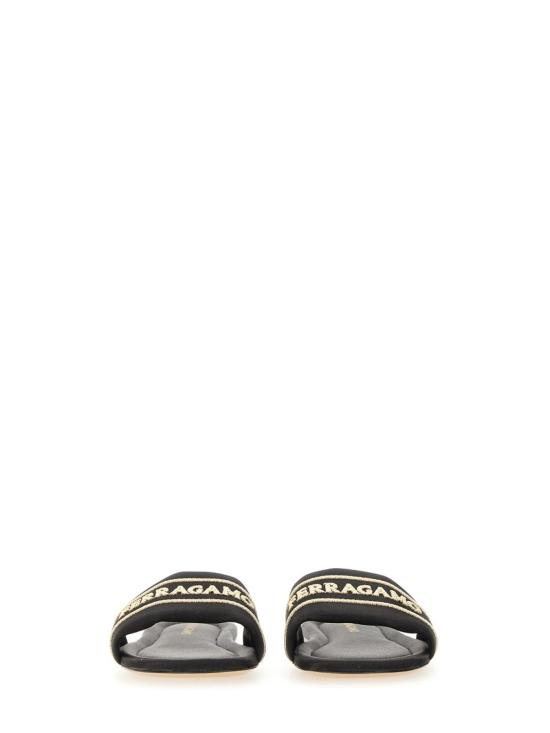25SS 살바토레 페라가모 샌들 78125201J740001 Black - SALVATORE FERRAGAMO