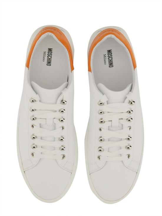 25SS 모스키노 스니커즈 MB15012G0MGAA10A White - MOSCHINO