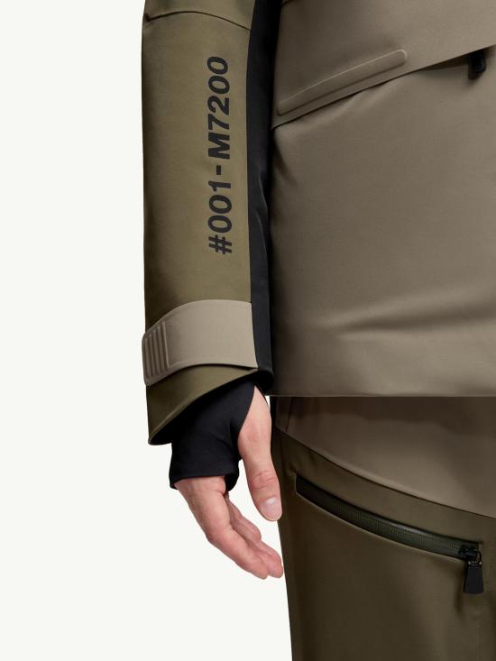 25FW 몽클레어 숏패딩 K20971A00006M7200 P82 Green - MONCLER