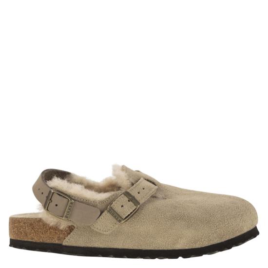 25FW 버켄스탁 Tokio 토키오 시어링 스웨이드 버클 클로그 뮬 샌들 1028349 BEIGE