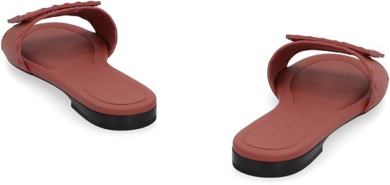 25SS 펜디 뮬/슬리퍼 8R8136AQY2F1STQ brown - FENDI