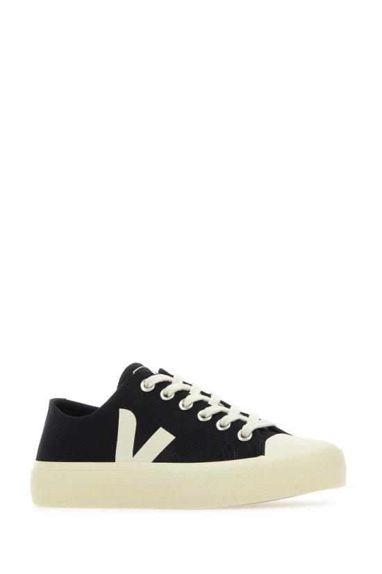 26SS 베자 스니커즈 PL0101397 BLACKPIERRE Black - VEJA