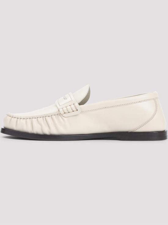 26SS 생로랑 모노그램 레더로퍼 820648AAELH1001 Nude Neutrals - SAINT LAURENT