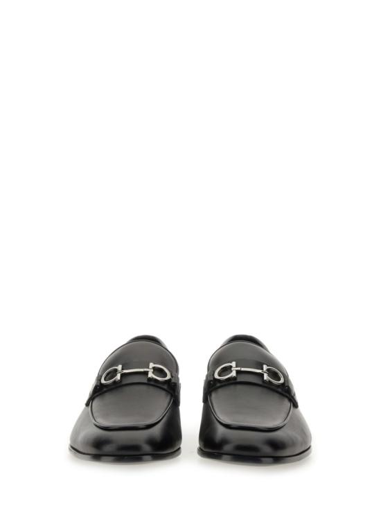 25FW 살바토레 페라가모 로퍼 778978 029268002 Black - SALVATORE FERRAGAMO