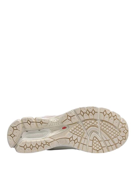 26SS 뉴발란스 2002R 스니커즈 M2002RDCUNI White - NEW BALANCE