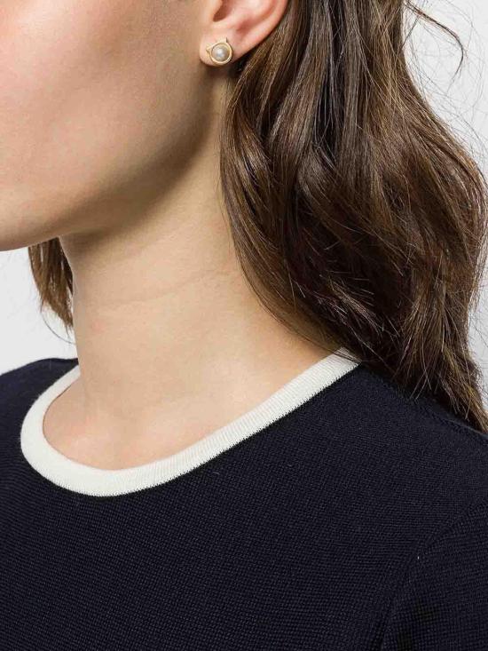 26SS 살바토레 페라가모 이어링 696454760121 White - SALVATORE FERRAGAMO