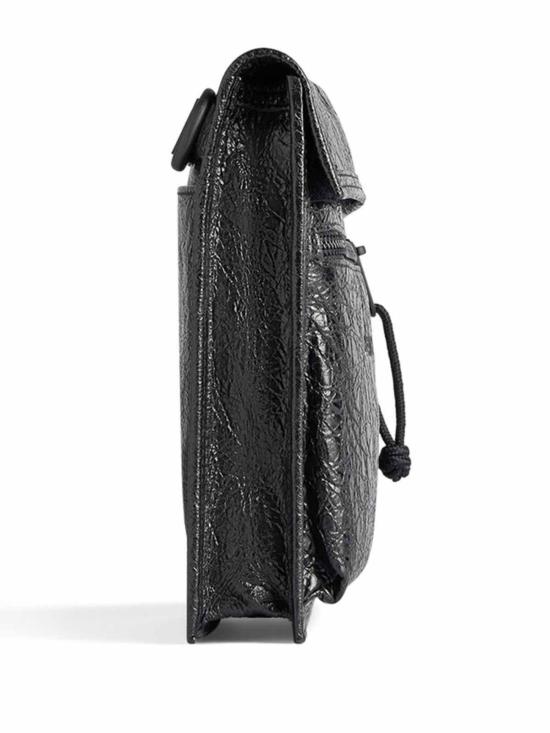 25FW 발렌시아가 익스플로러 스몰 파우치 로고 스트랩 6559821VG7X1090 Black - BALENCIAGA