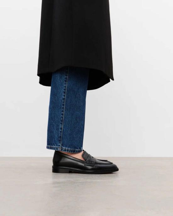  플래터드 로퍼 사라 가죽 슈즈 블랙